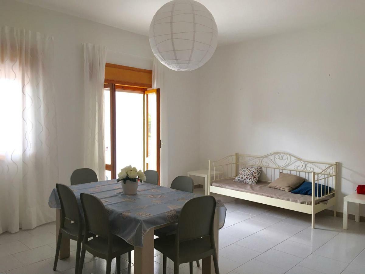 Apartament Victoria 150Mt From Beach Кастельсардо Экстерьер фото
